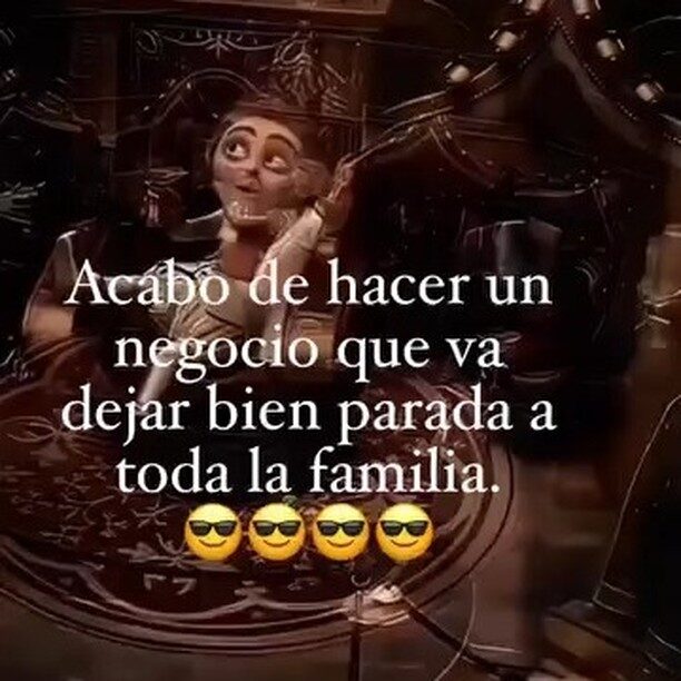 Instagram post from electroinsumosmx. This post is in position 18.